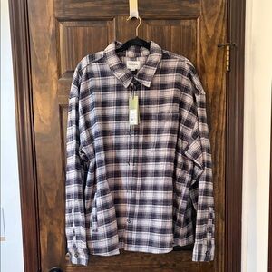 Goodfellow & Co Men’s Black and White Plaid Button-Down Shirt